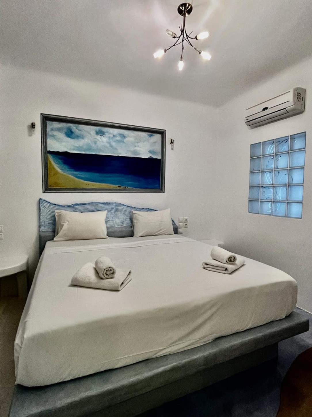 Panormos Beach Escape Dreamy Coastal Retreat Villa Panormos (Mykonos)