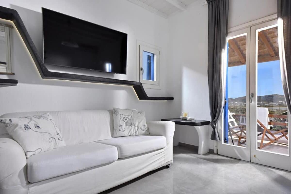 Panormos Beach Escape Dreamy Coastal Retreat * Panormos (Mykonos)