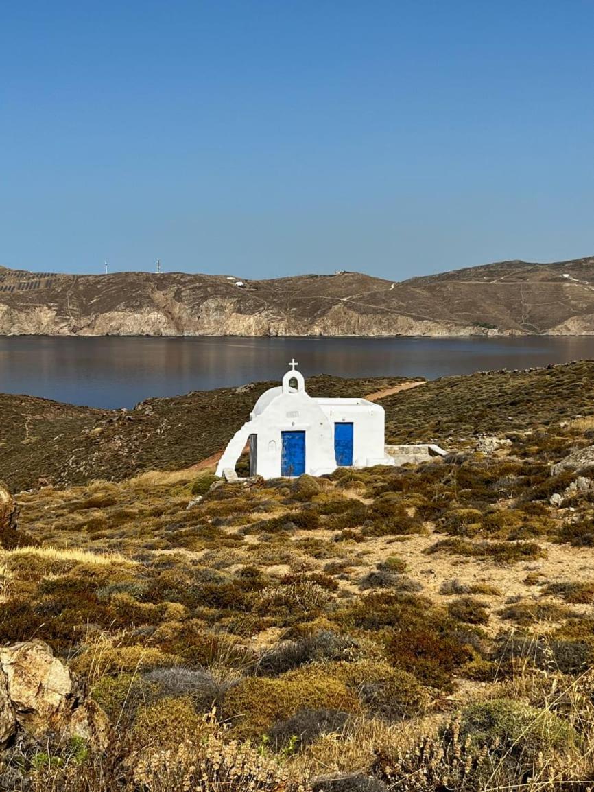 Panormos Beach Escape Dreamy Coastal Retreat Pousada